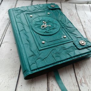 Ежедневник с ящерицей