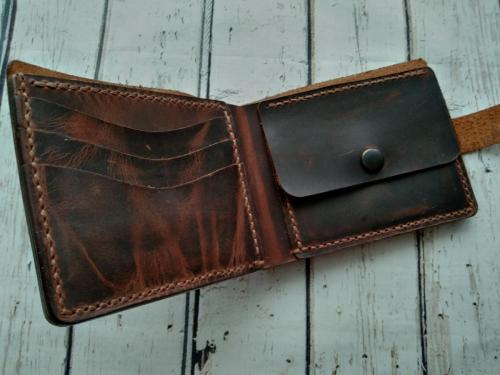 Кожаное портмоне с гравировкой