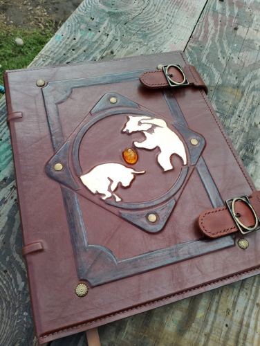 Ежедневник из натуральной кожи